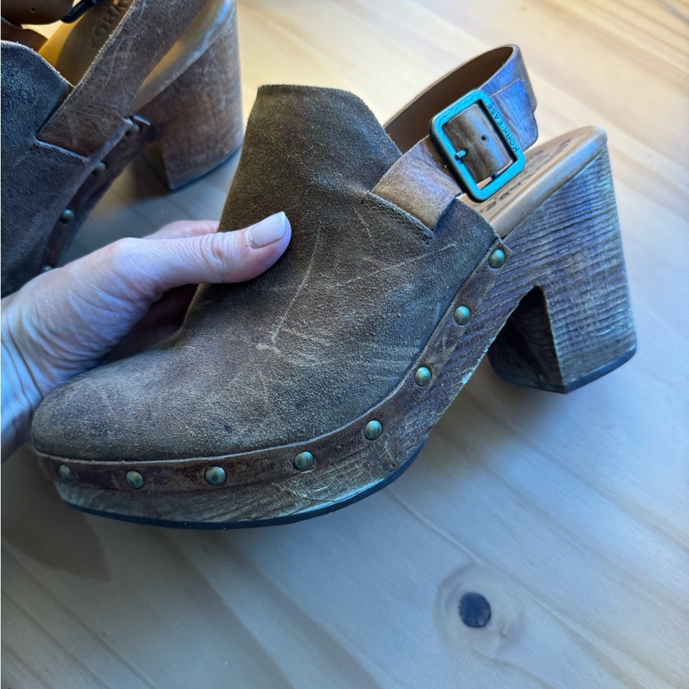 Kirk Ease Heeled Clogs